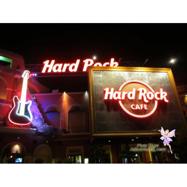Hard-Rock-Cafe-05